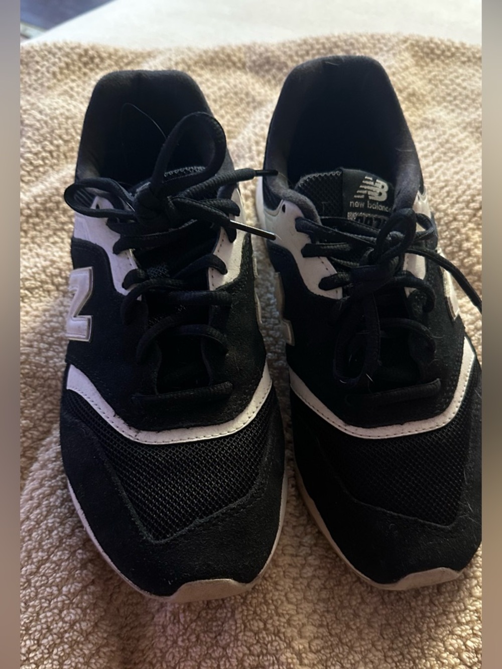 New Balance 997H - Picture 2 of 5
